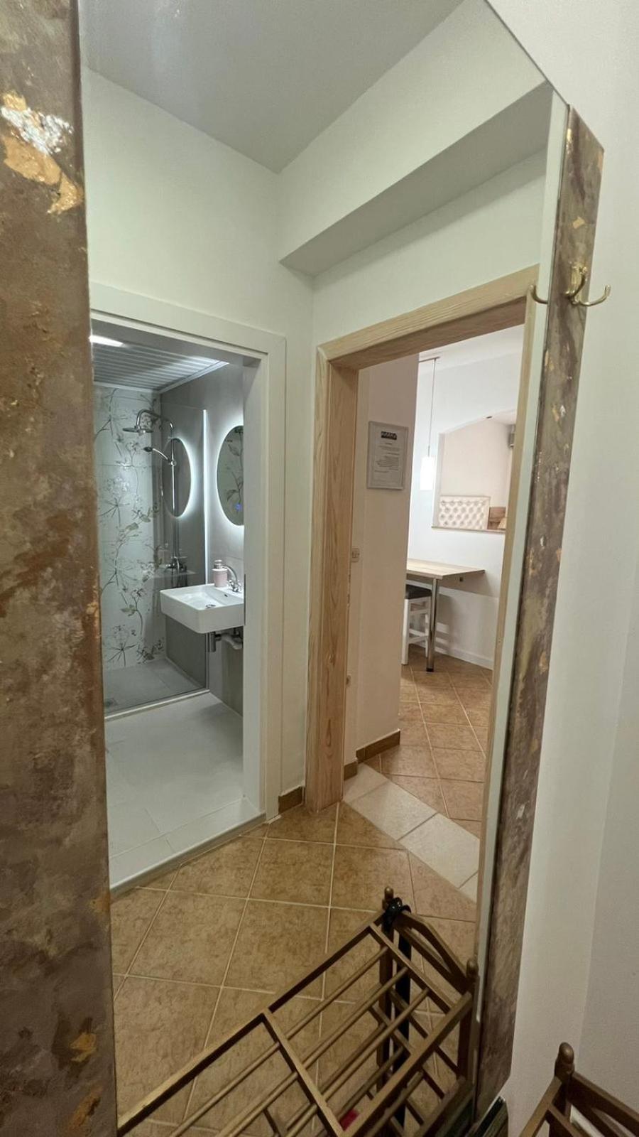 Hana Apartament *